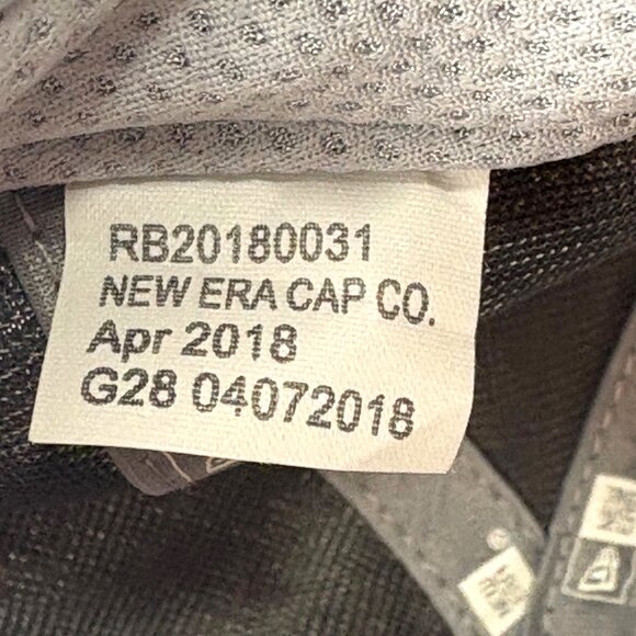 Red Bull Conquest New Era Snapback Hat Gray & Red - Picture 4 of 7